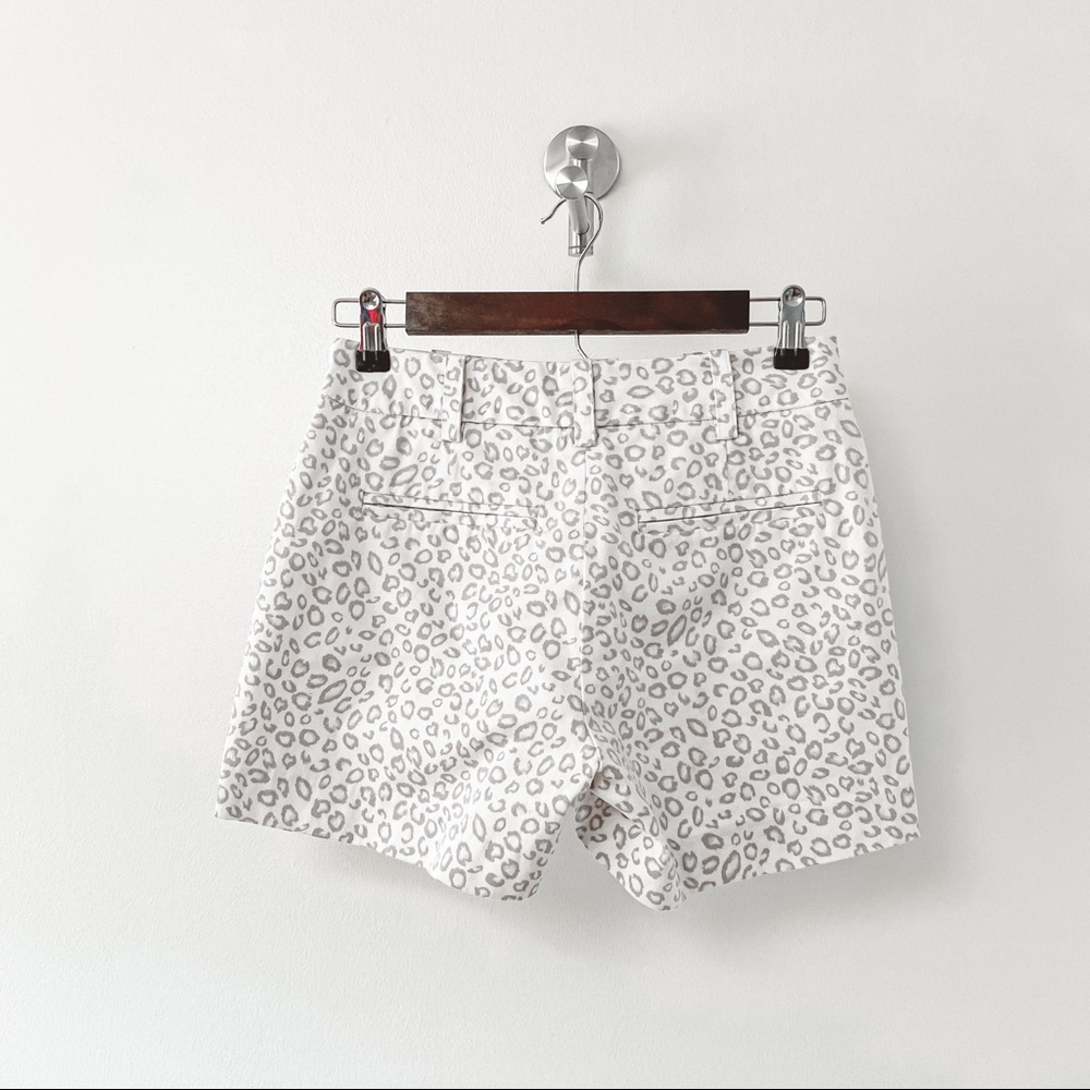Darjoni Spring Summer Casual Chic Leopard Cheetah Print Sateen Shorts White